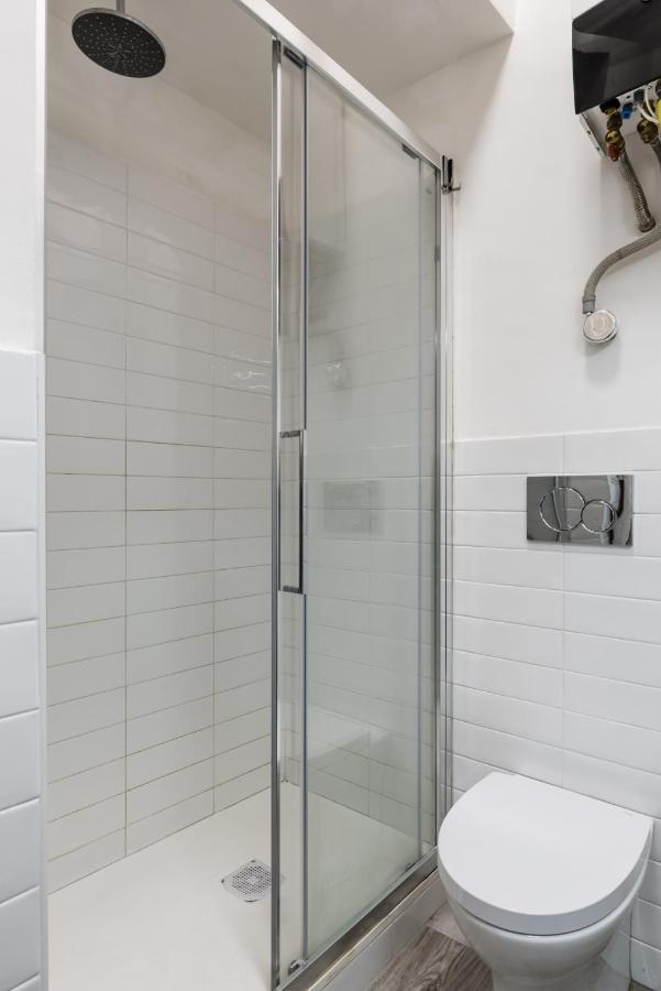 Acquario 5' Free Wifi & Netflix "Prione" By Tilo Apartment'S Genova Exterior foto