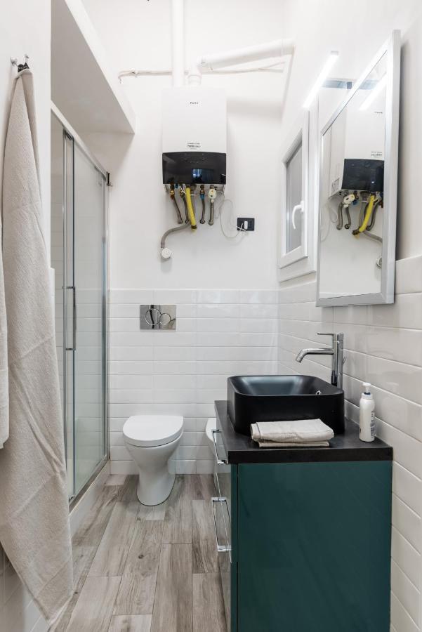 Acquario 5' Free Wifi & Netflix "Prione" By Tilo Apartment'S Genova Exterior foto